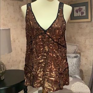 NWT! Chelsea28 Bronze Sequin Top